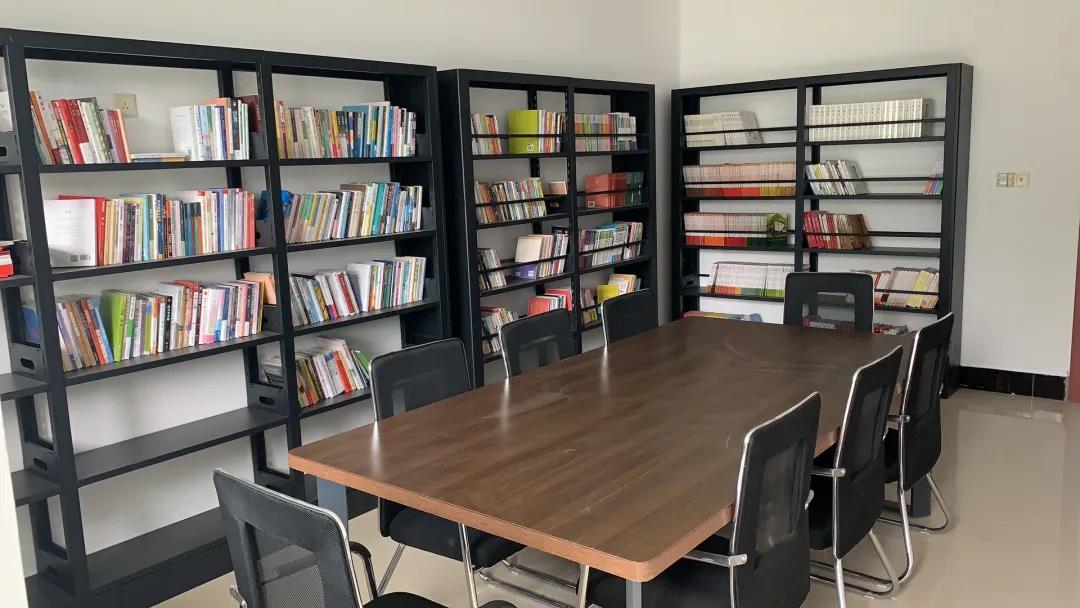 圖五  職工之家·職工書(shū)屋.jpg